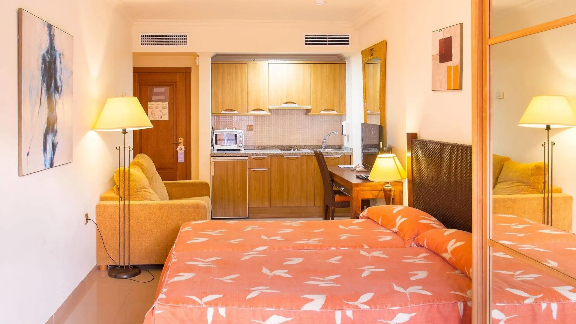 Appartement Toboso à Nerja 0*,